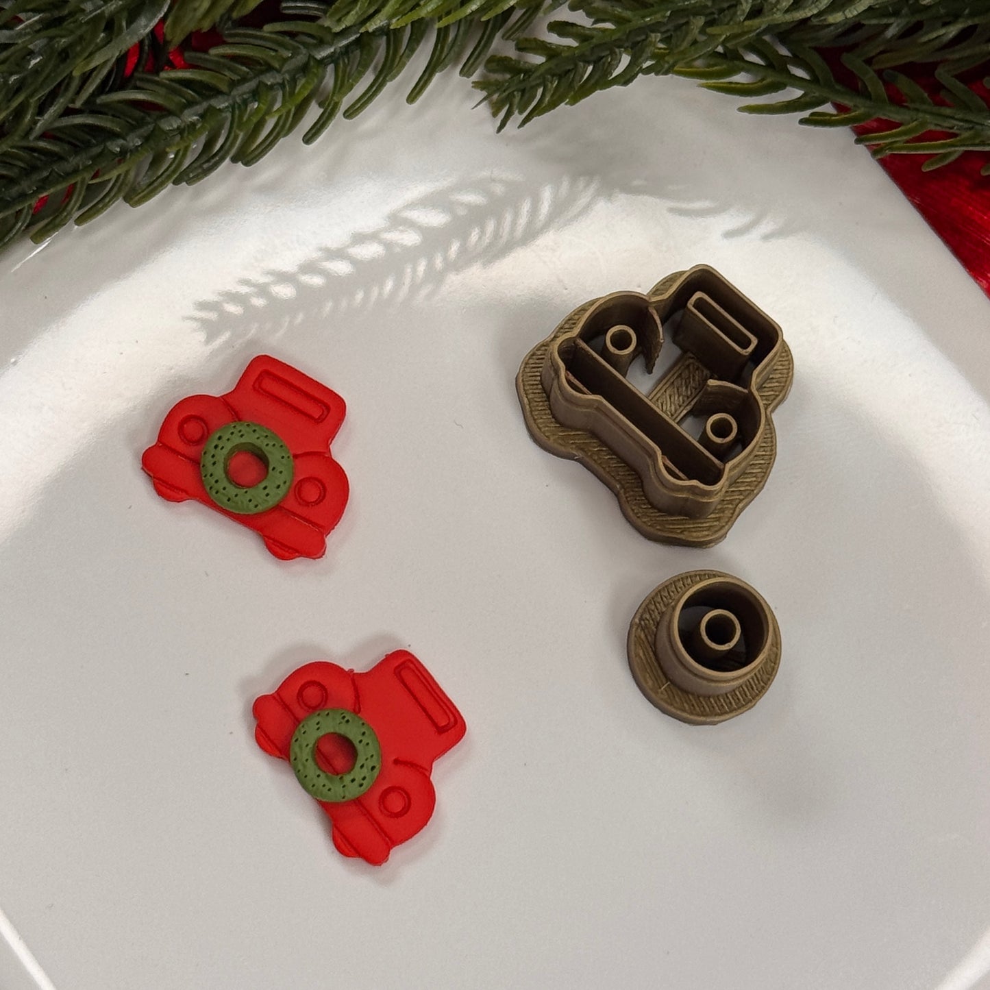 Christmas set of 2 car with wreath polymer clay cutter