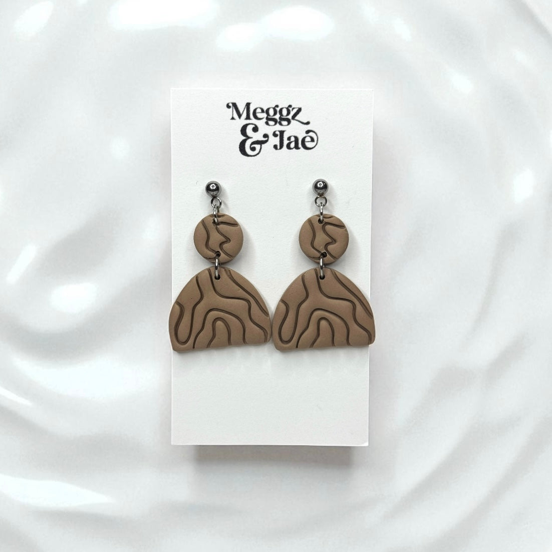 “Andrea” Taupe line art polymer clay dangle earrings