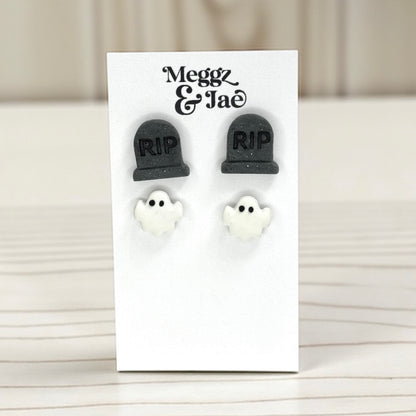 “Gravestone and ghost” stud set earrings