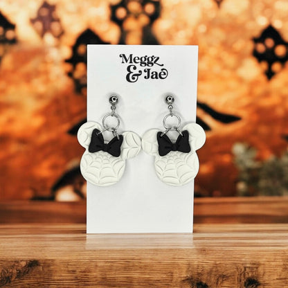 “Spider mouse” spooky spider web bow mouse dangle Earrings