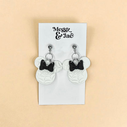 “Spider mouse” spooky spider web bow mouse dangle Earrings